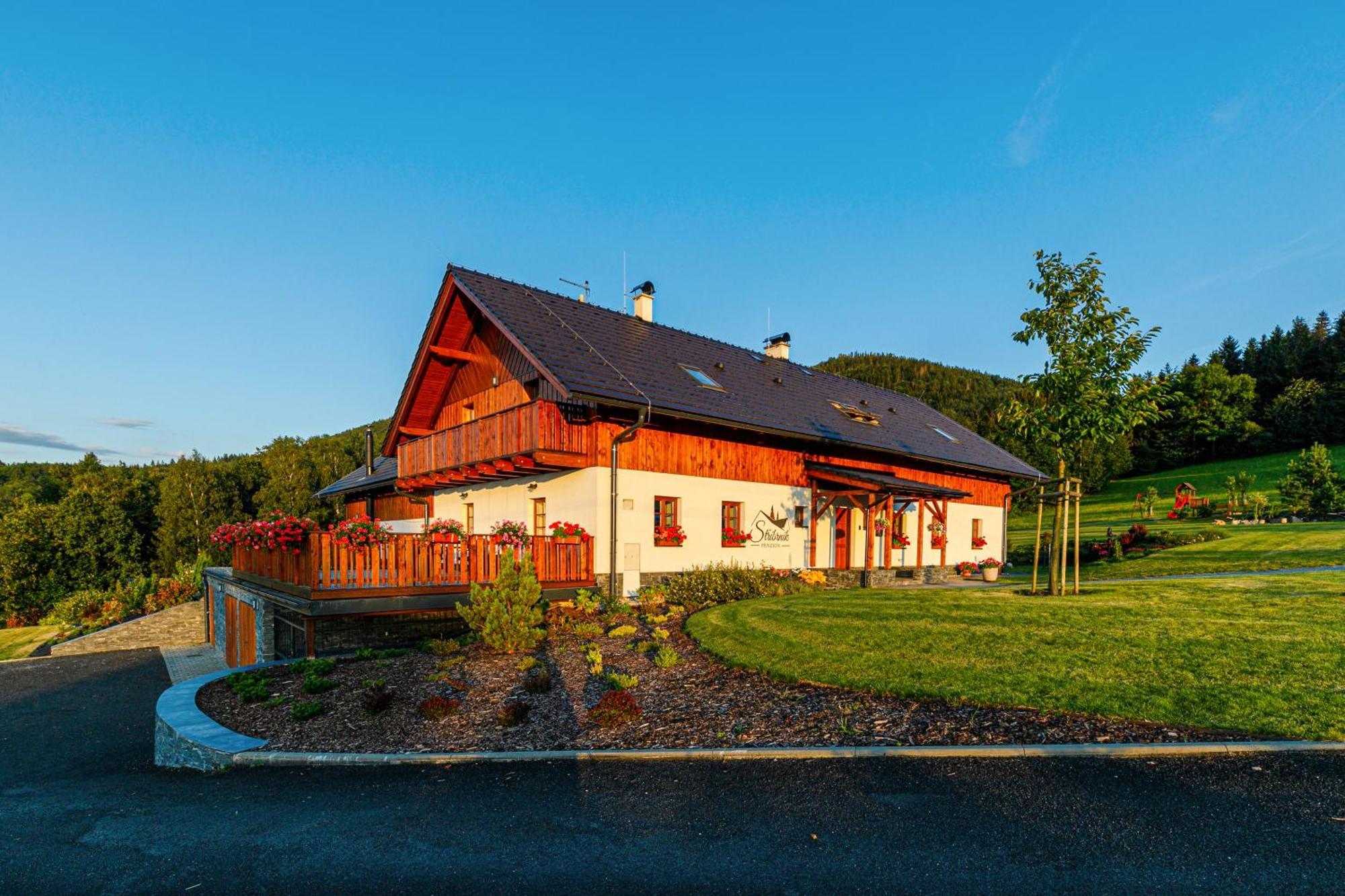 Penzion Stribrnik Krasna  Exterior photo
